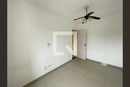 Quarto 2 de apartamento para alugar com 2 quartos, 47m² em Jardim Rosalina, Cotia