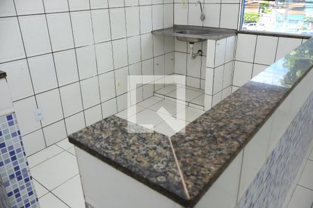 Cozinha de casa para alugar com 1 quarto, 48m² em Mussurunga, Salvador