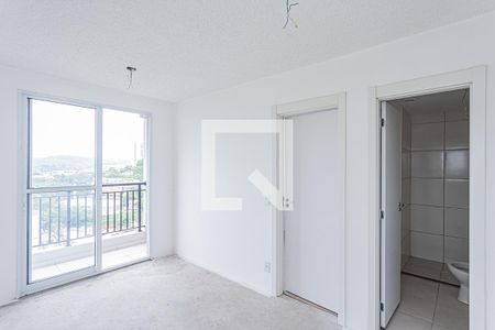 Sala, cozinha e área de serviço de apartamento à venda com 2 quartos, 39m² em Vila Barreto, São Paulo