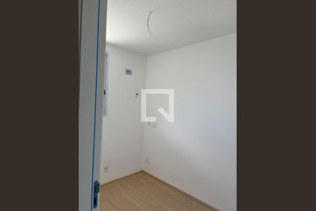Quarto de apartamento à venda com 2 quartos, 38m² em Bonsucesso, Rio de Janeiro