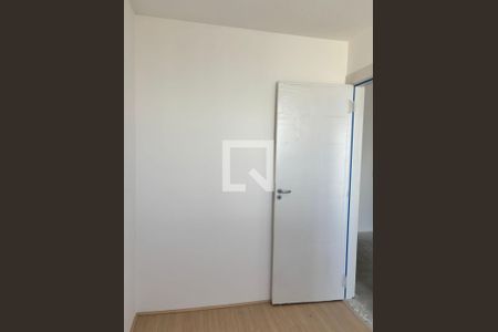 Quarto de apartamento à venda com 2 quartos, 38m² em Bonsucesso, Rio de Janeiro