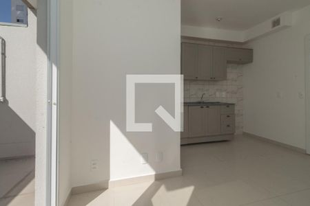 Sala de apartamento para alugar com 2 quartos, 77m² em Vila Independencia, São Paulo