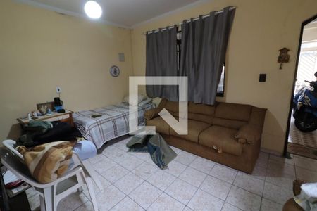 Sala de casa à venda com 4 quartos, 211m² em Jardim Dayaquinha, Osasco