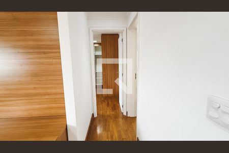 Corredor de apartamento à venda com 2 quartos, 110m² em Lauzane Paulista, São Paulo