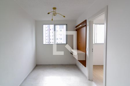Sala de apartamento para alugar com 2 quartos, 34m² em Usina Piratininga, São Paulo