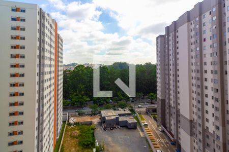 Vista Sala de apartamento para alugar com 2 quartos, 34m² em Usina Piratininga, São Paulo