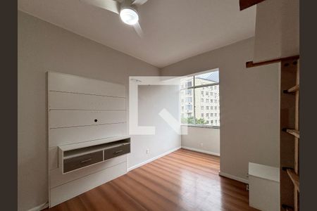 Quarto 1 de apartamento para alugar com 3 quartos, 110m² em Copacabana, Rio de Janeiro