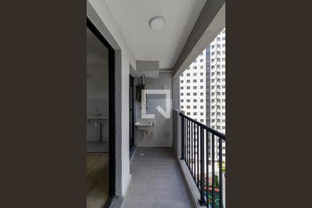 Área de Serviço e Varanda de apartamento para alugar com 2 quartos, 42m² em Cidade Antônio Estêvão de Carvalho, São Paulo