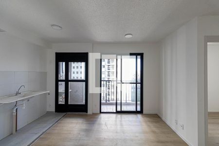 Sala e Cozinha de apartamento para alugar com 2 quartos, 42m² em Cidade Antônio Estêvão de Carvalho, São Paulo