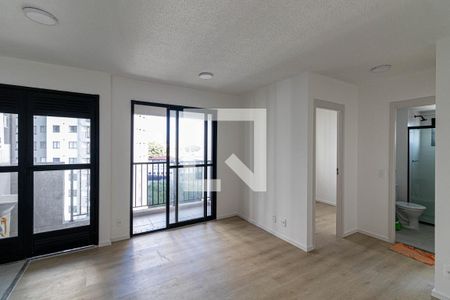 Sala e Cozinha de apartamento para alugar com 2 quartos, 42m² em Cidade Antônio Estêvão de Carvalho, São Paulo