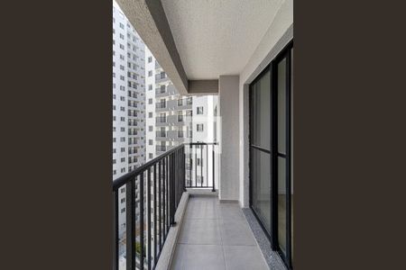 Área de Serviço e Varanda de apartamento para alugar com 2 quartos, 42m² em Cidade Antônio Estêvão de Carvalho, São Paulo