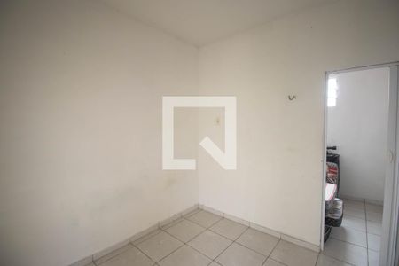Sala de casa para alugar com 2 quartos, 50m² em Covanca, São Gonçalo