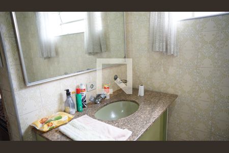 Banheiro 1 de casa à venda com 3 quartos, 300m² em Vila Rosalia, Guarulhos