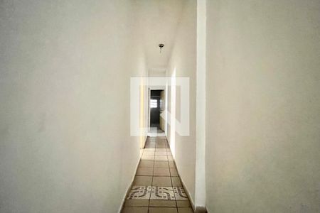 Corredor de casa para alugar com 2 quartos, 100m² em Vila do Encontro, São Paulo