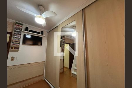 Quarto 1 de casa à venda com 2 quartos, 66m² em Vila Carmosina, São Paulo