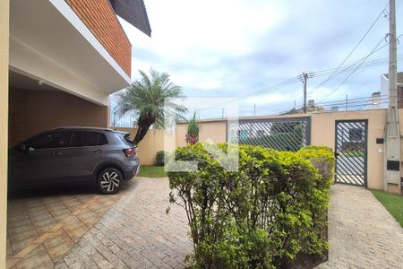 Vista da Sala  de casa para alugar com 3 quartos, 262m² em Guarani, Campinas
