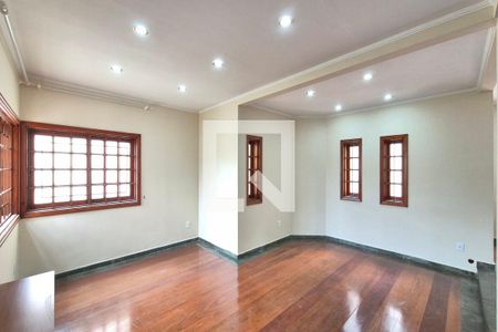 Sala de casa para alugar com 3 quartos, 262m² em Guarani, Campinas