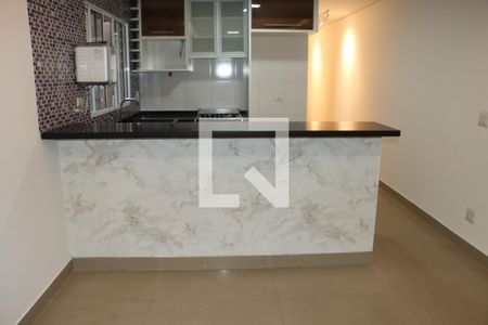 Casa para alugar com 2 quartos, 80m² em Jardim Dom Jose, Embu das Artes