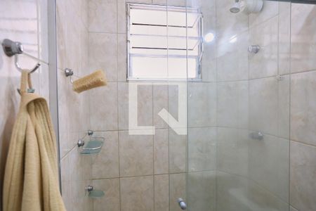 Banheiro da Suíte de apartamento para alugar com 3 quartos, 47m² em Pirajá, Belo Horizonte