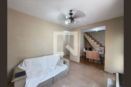 Sala de casa à venda com 2 quartos, 120m² em Jacarepaguá, Rio de Janeiro