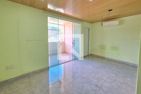 Quarto de casa para alugar com 2 quartos, 130m² em Jardim Primavera, Duque de Caxias