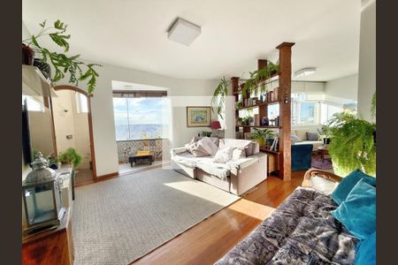 Apartamento à venda com 4 quartos, 300m² em Grajaú, Belo Horizonte