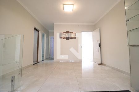 Sala de casa de condomínio para alugar com 4 quartos, 140m² em Aclimação, Uberlândia