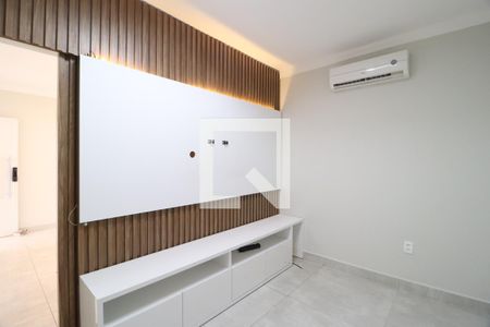 Quarto 1  de casa de condomínio para alugar com 4 quartos, 140m² em Aclimação, Uberlândia