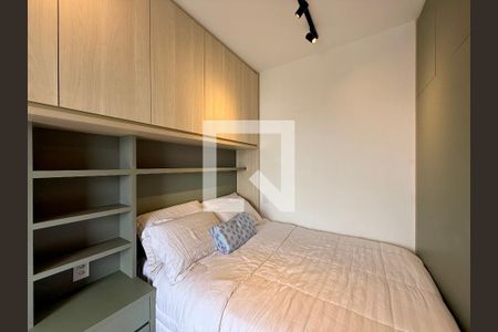 Quarto  de kitnet/studio para alugar com 0 quarto, 28m² em Santo Amaro, São Paulo