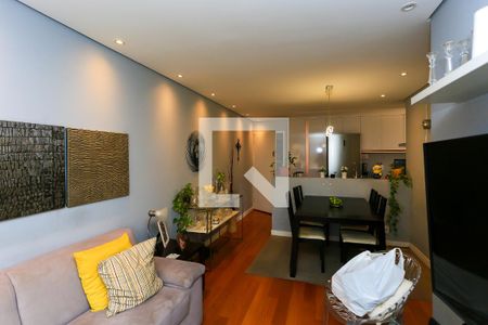 Sala  de apartamento à venda com 3 quartos, 64m² em Vila Morse, São Paulo