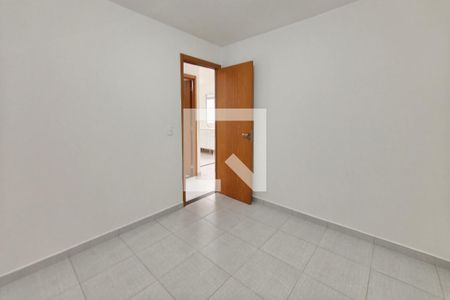 Quarto 1 de apartamento para alugar com 2 quartos, 40m² em Jardim Esmeraldina, Campinas