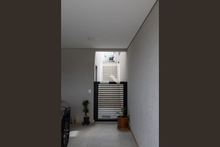 Escada de acesso de casa de condomínio para alugar com 3 quartos, 358m² em Suru, Barueri