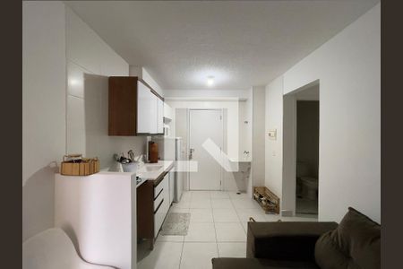 Sala/Cozinha/Área de Serviço  de apartamento para alugar com 2 quartos, 33m² em Fazenda Aricanduva, São Paulo