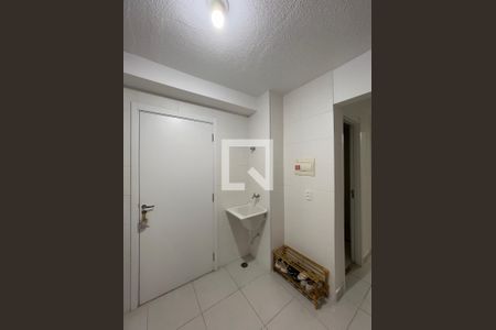 Sala/Cozinha/Área de Serviço  de apartamento para alugar com 2 quartos, 33m² em Fazenda Aricanduva, São Paulo