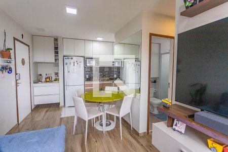 Sala  de apartamento para alugar com 2 quartos, 41m² em Campanário, Diadema