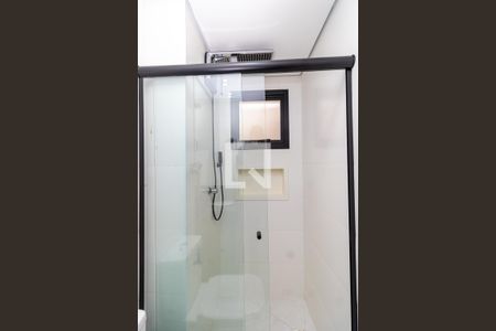 Banheiro de apartamento à venda com 1 quarto, 34m² em Vila Gustavo, São Paulo