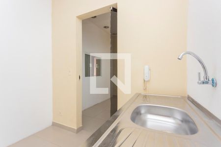 Sala/Cozinha de casa para alugar com 1 quarto, 40m² em Jardim Malia Ii, São Paulo