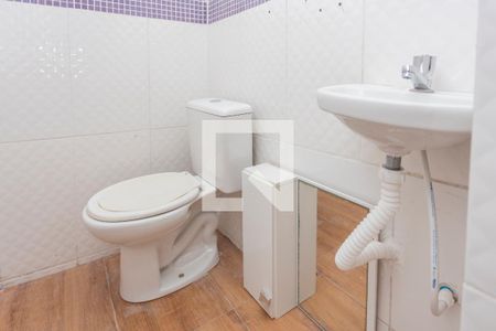 Banheiro de casa para alugar com 1 quarto, 40m² em Jardim Malia Ii, São Paulo
