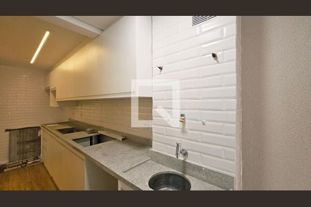Cozinha e Área de Serviço de apartamento para alugar com 2 quartos, 59m² em Parque da Represa, Jundiaí