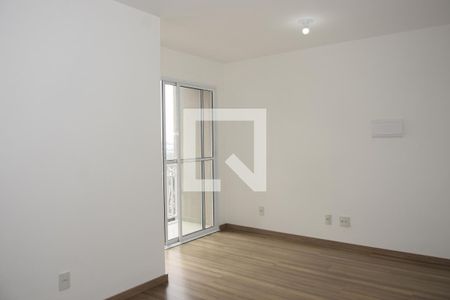 Sala de apartamento para alugar com 2 quartos, 53m² em Jardim de Lourdes, Embu das Artes