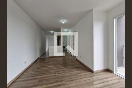 Sala de apartamento para alugar com 2 quartos, 53m² em Jardim de Lourdes, Embu das Artes
