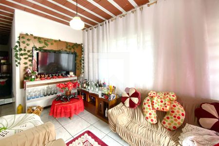 Casa para alugar com 4 quartos, 360m² em Maria Virgínia, Belo Horizonte