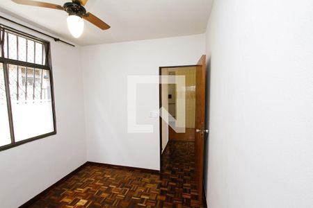 Quarto 2 de apartamento para alugar com 2 quartos, 64m² em Carlos Prates, Belo Horizonte