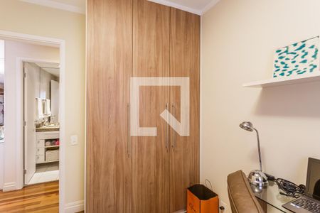 Quarto 1 de apartamento para alugar com 2 quartos, 64m² em Vila Olímpia, São Paulo