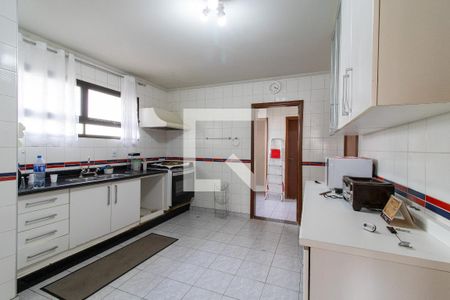 Cozinha de apartamento à venda com 3 quartos, 145m² em Vila Itapura, Campinas