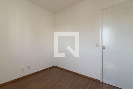 Quarto de apartamento para alugar com 2 quartos, 52m² em Jardim Flor da Montanha, Guarulhos