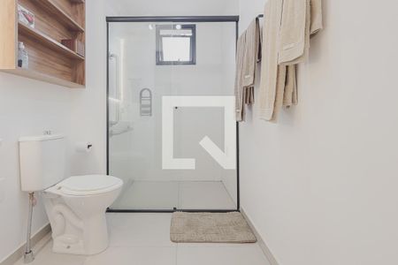 Banheiro de kitnet/studio à venda com 1 quarto, 30m² em Sumaré, São Paulo