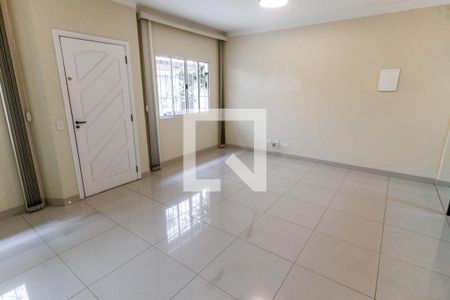 Sala de casa de condomínio para alugar com 3 quartos, 165m² em Jardim Ampliacao, São Paulo