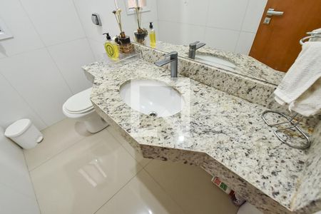 Lavabo de casa à venda com 3 quartos, 240m² em Vila Dom Pedro I, São Paulo