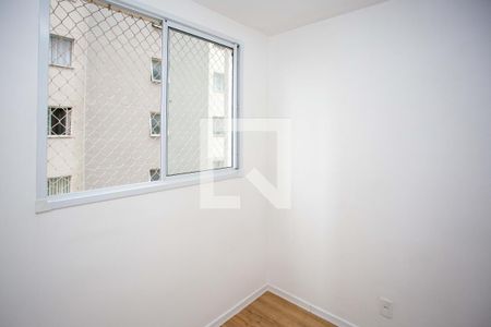 Quarto 2 de apartamento para alugar com 2 quartos, 34m² em Jardim Miriam, São Paulo